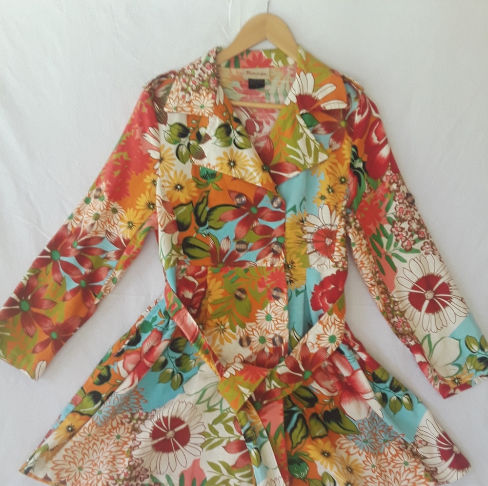TANUJA DOUBLE BREASTED JACKET